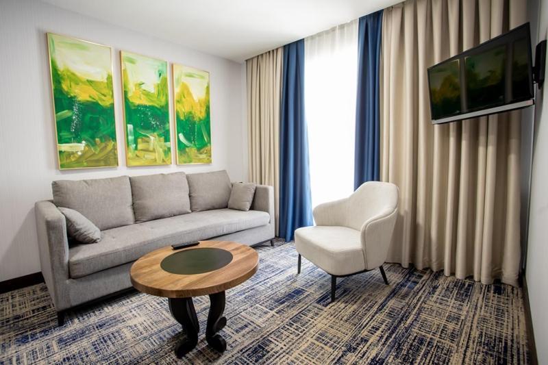 Avenue Park Hotel Yusufkhona Luaran gambar
